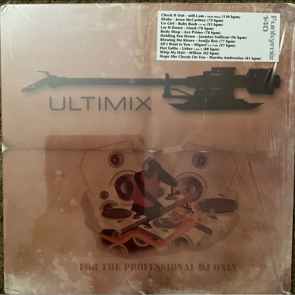 Funkymix 140 double DJ records will.I.am Bash Soulja Boy Usher